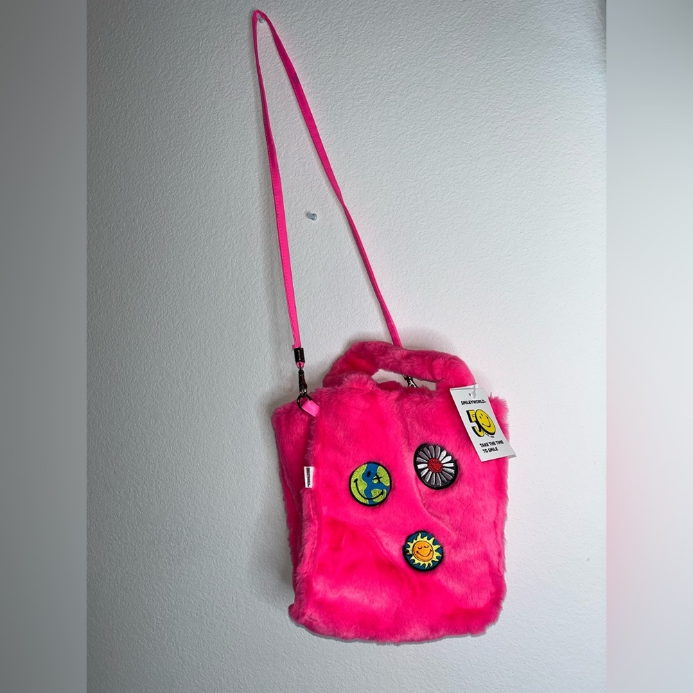 Young Adult SMILEY Small Sherpa Tote Bag Crossbody Neon Smiley Face Y2K Hot Pink - Picture 6 of 16